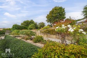 Photo 33- click for photo gallery